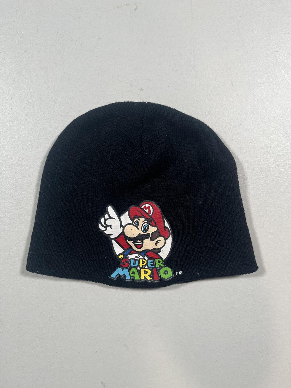 Super Mario Hat Beanie Fitted One Size Black Knit Logo Nintendo Video Game